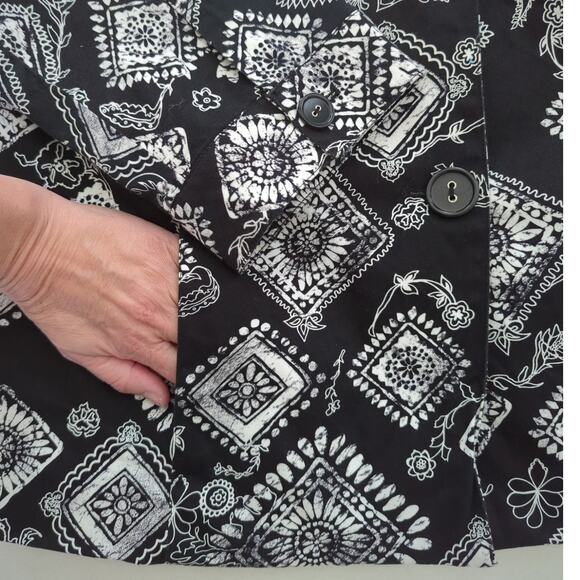 Coldwater Creek Black & White Lined Button Up 3/4 Sleeve Jacket Women's size 18W - Picture 2 of 8
